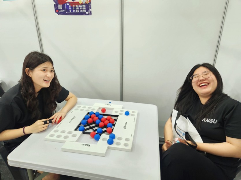 a2402f2dbb4848cb836a2254e71df7d3_1780300366_9107.jpg